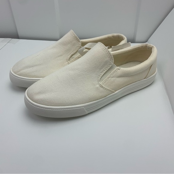 NWT Crewcuts Kids Slip On Canvas Sneakers Off White Size K3 3 Little Kids - Picture 5 of 9